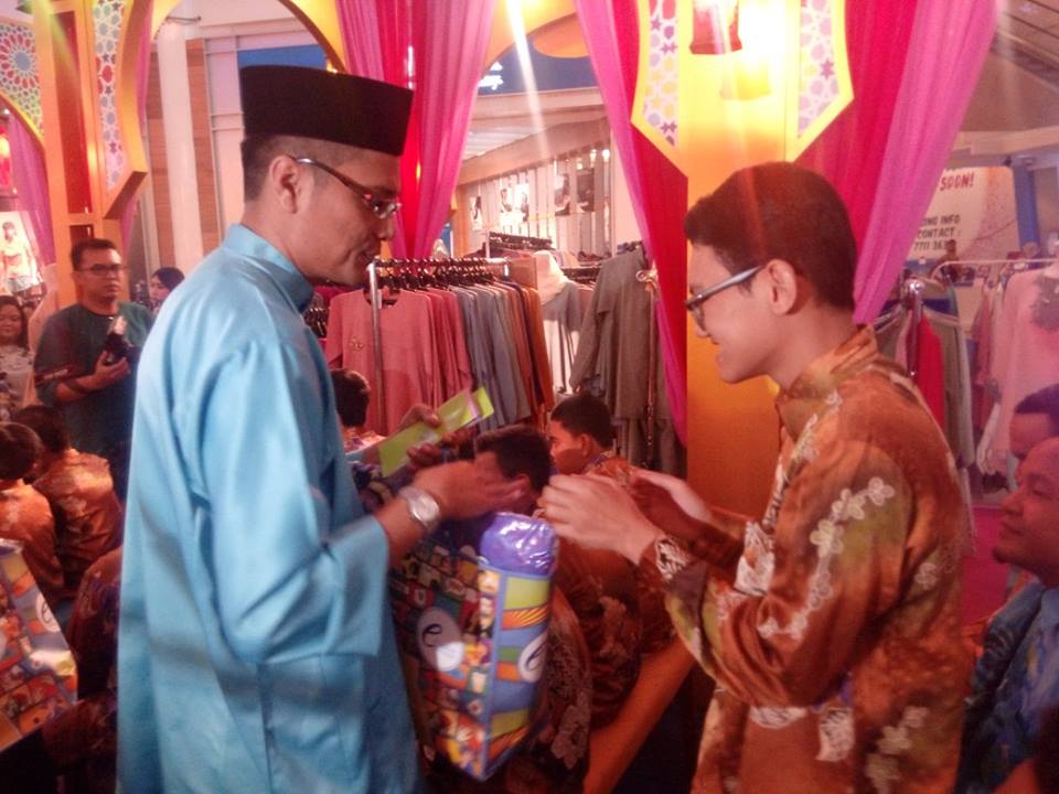 eCurve Rai Hari Raya Bersama Anak-Anak Yatim/Miskin Klang (PEYAKIN).