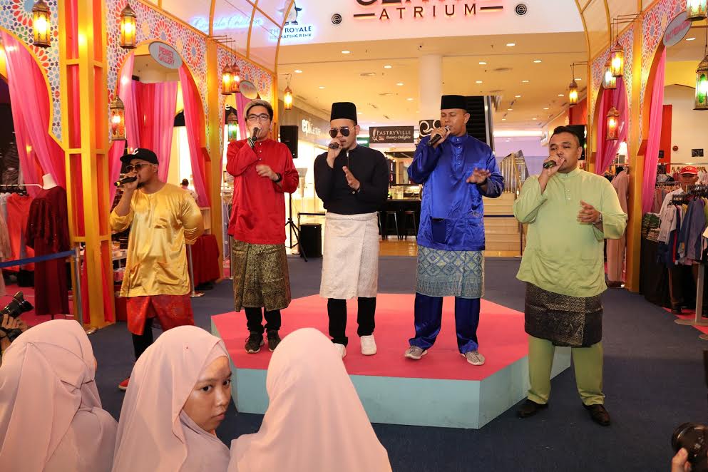 eCurve Rai Hari Raya Bersama Anak-Anak Yatim/Miskin Klang (PEYAKIN).