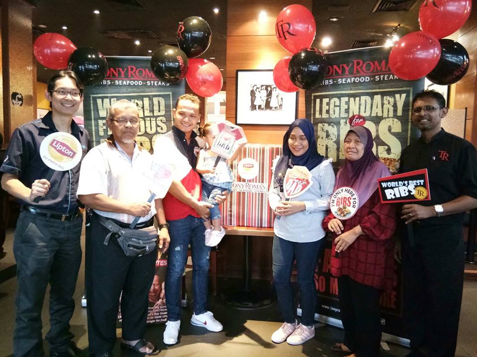 Tony Roma's & Lipton Ice Tea Winner For Father's Joy Contest