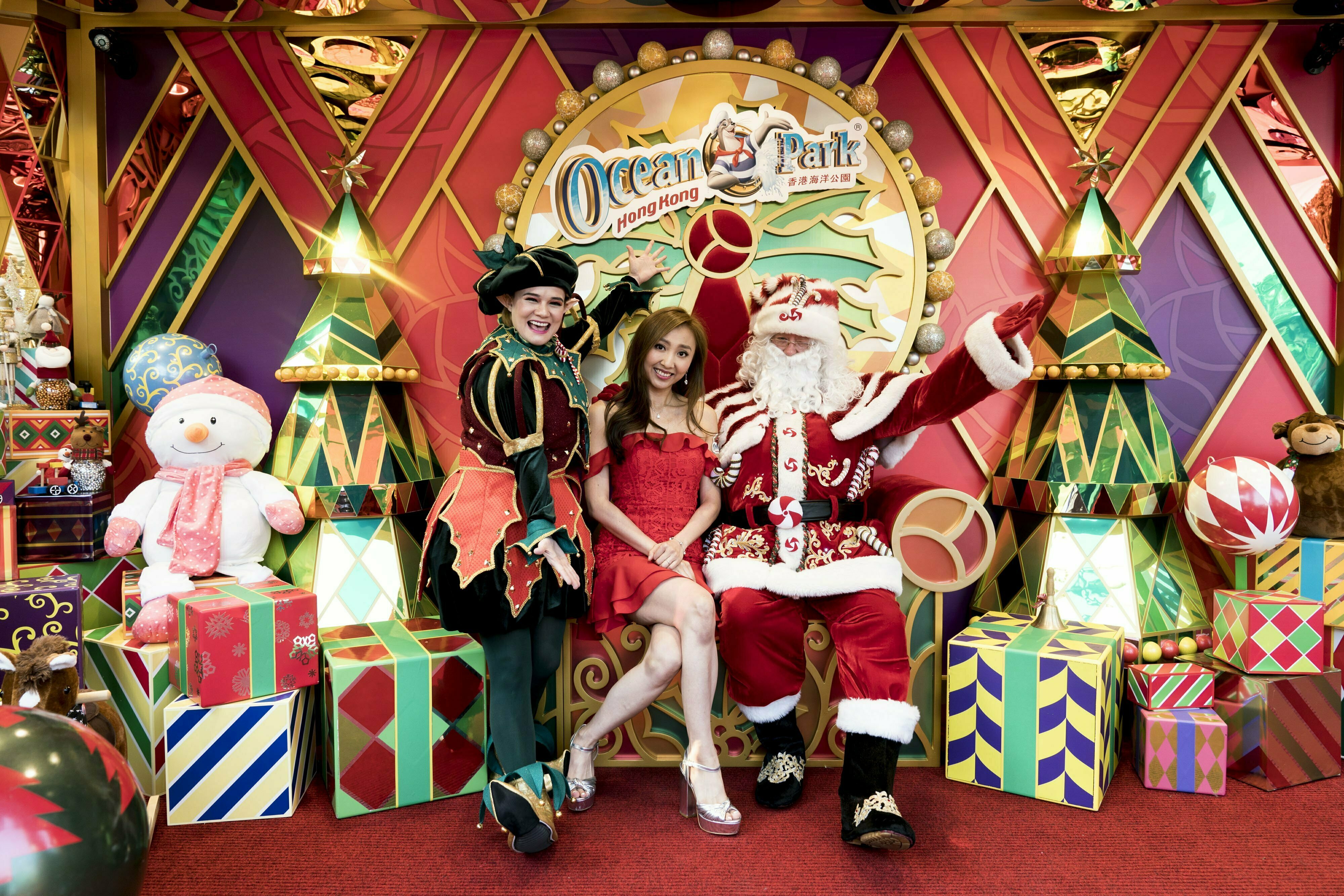 Ocean Park Hong Kong Christmas Celebrates With VR Roller coaster