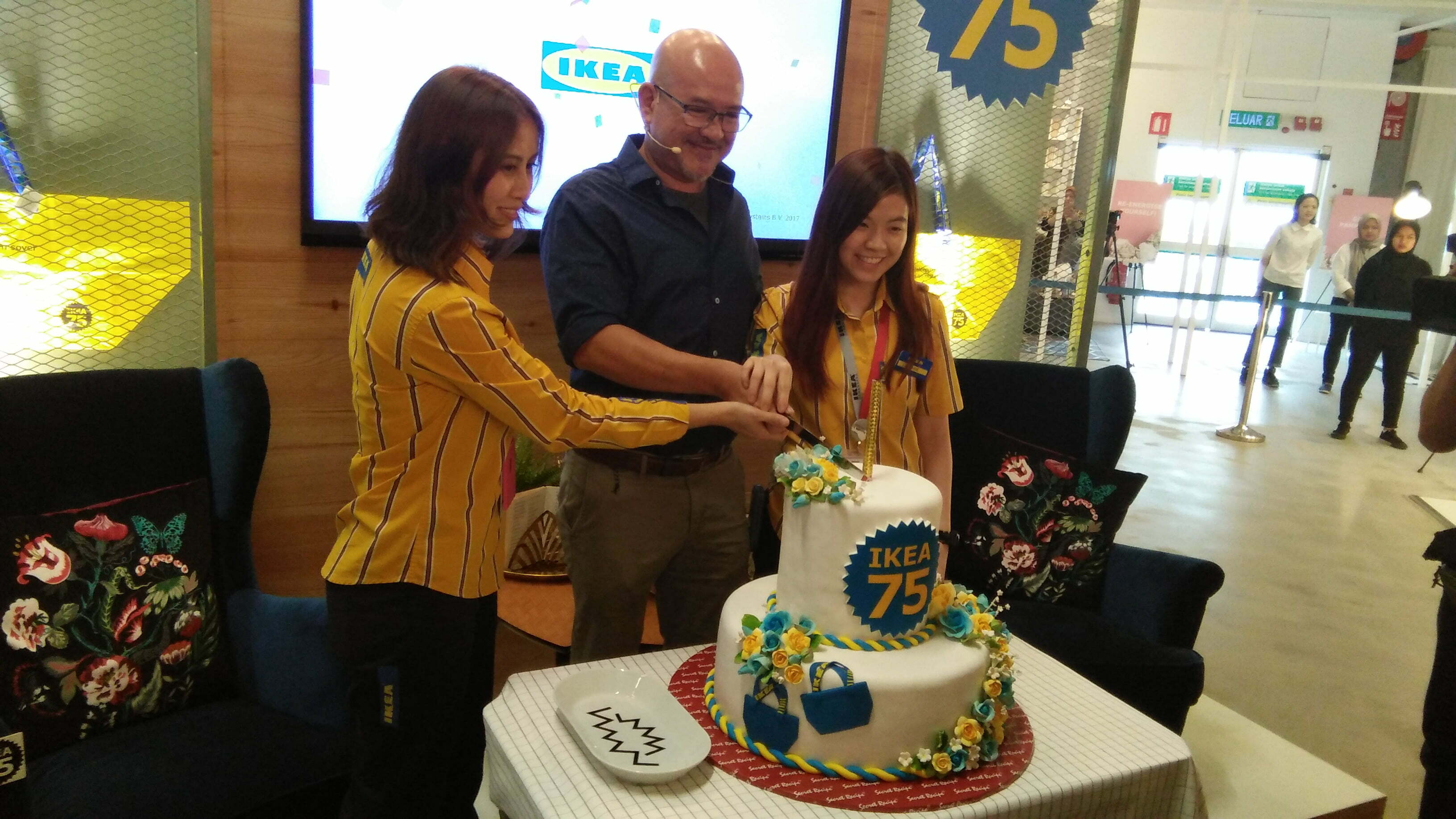 Ulangtahun ke 75 IKEA