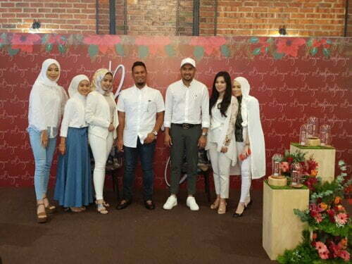 Bungaa Semi-Lipmatte