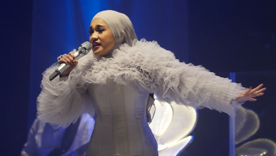 THIS IS ERNIE ZAKRI SHOWCASE