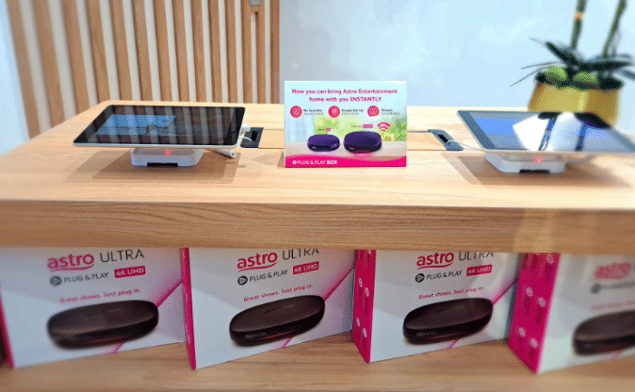 ASTRO EXPERIENCE STORE