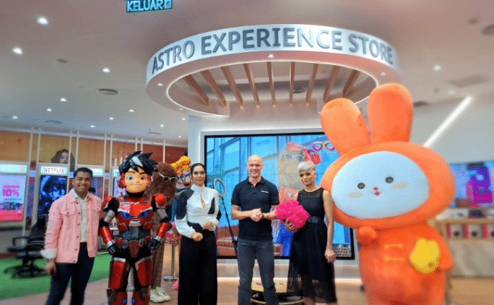 ASTRO EXPERIENCE STORE