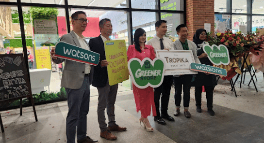 1ST GREENER CONCEPT STORE