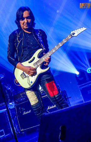 KONSERT TUJUH VIBRATO GITAR