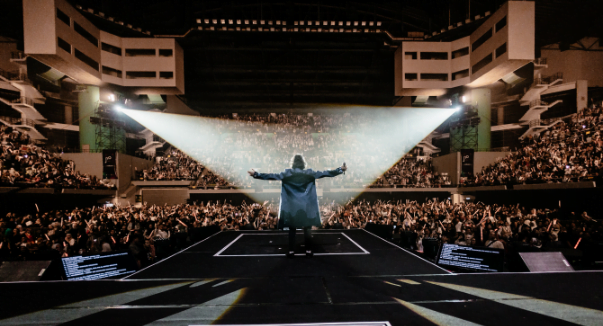 KONSERT ULANGTAHUN KE-40 ANUAR ZAIN