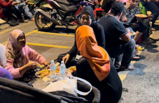 AZ PEMURAH