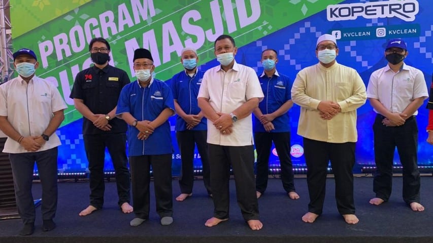 PROGRAM CUCI MASJID