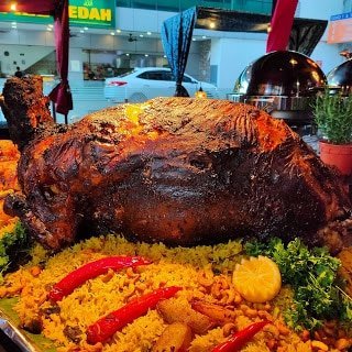 BERBUKA DI ME’NATE STEAK HUB UNTUK RAMADAN 2021