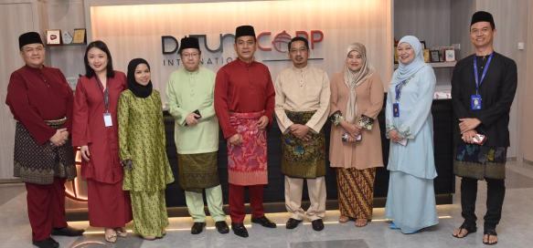 KARNIVAL MERIAHNYA RAYA BERSAMA PKNS