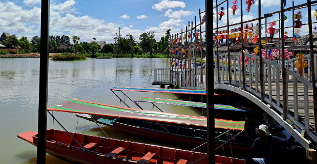 PATTAYA FLOATING MARKET