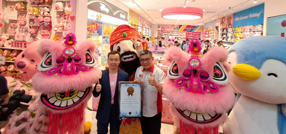 ZANMANG LOOPY ANTARA TARIKAN DI MINISO PAVILION KL