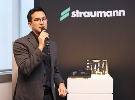 STRAUMANN RAI TUJUH DEKAD INOVASI PERGIGIAN