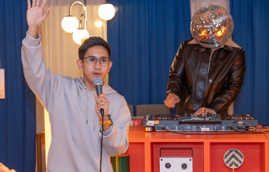 IKEA HOUSE PARTY
