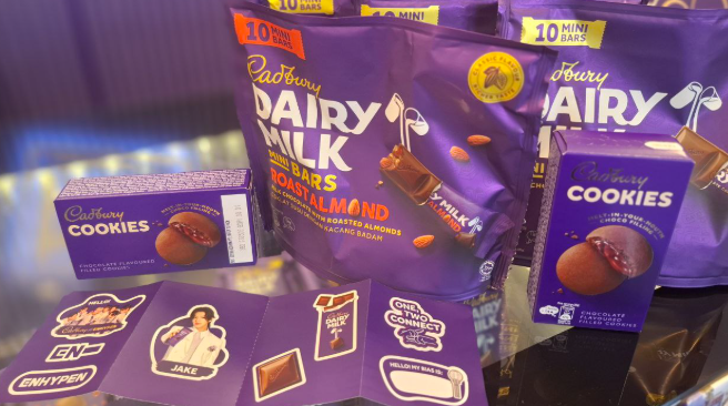 CADBURY PURPLE TRUCK
