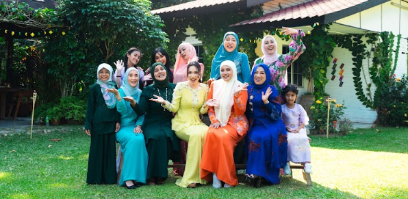 EH AH! RAYA