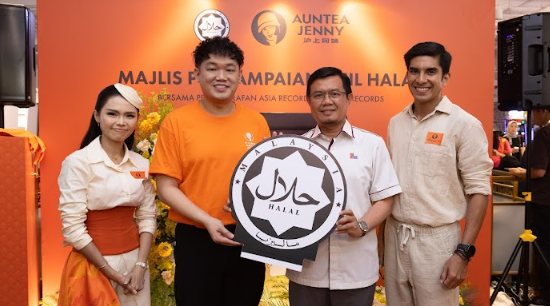 AUNTEA JENNY RAIH SIJIL HALAL JAKIM & REKOD ASEAN - TAHNIAH!