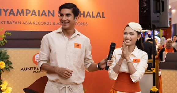 AUNTEA JENNY RAIH SIJIL HALAL JAKIM & REKOD ASEAN - TAHNIAH!
