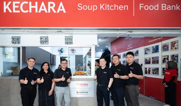 SIGNATURE CARES x KENCHANA SOUP KITCHEN