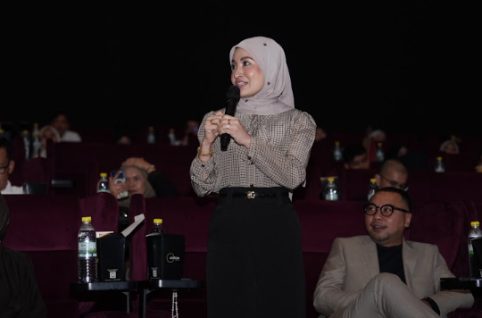 Zul Ariffin dan Siti Khadijah dalam telefilem Takdirnya Cinta UTV
